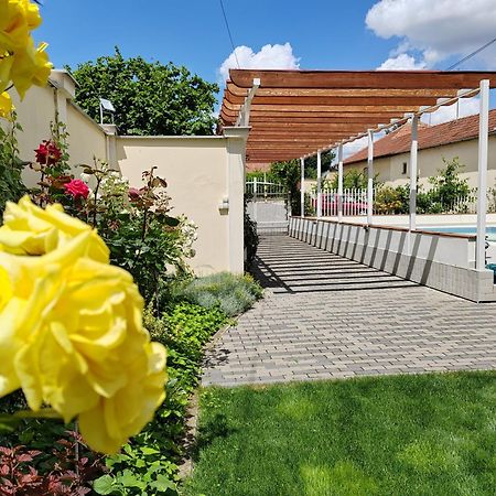 Sole Mio Kula Otel Dış mekan fotoğraf